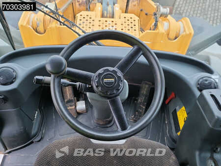 Chargeuse sur pneus 2015 Liebherr L576 (28)