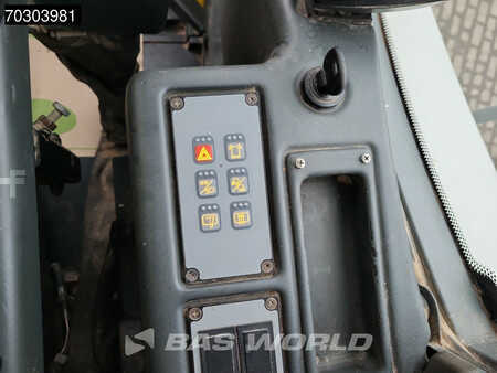 Chargeuse sur pneus 2015 Liebherr L576 (36)