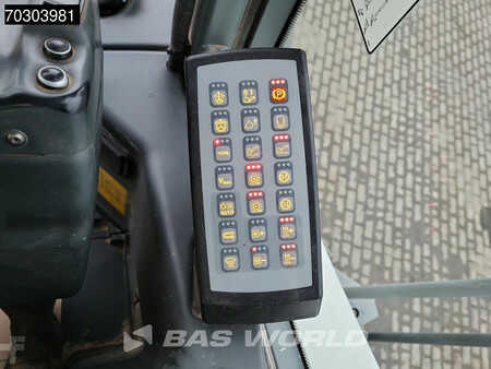 Chargeuse sur pneus 2015 Liebherr L576 (37)