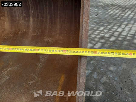 Chargeuse sur pneus 2015 Liebherr L576 (14)