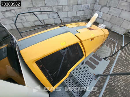 Chargeuse sur pneus 2015 Liebherr L576 (17)