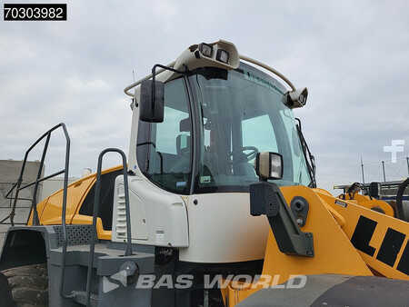 Chargeuse sur pneus 2015 Liebherr L576 (29)