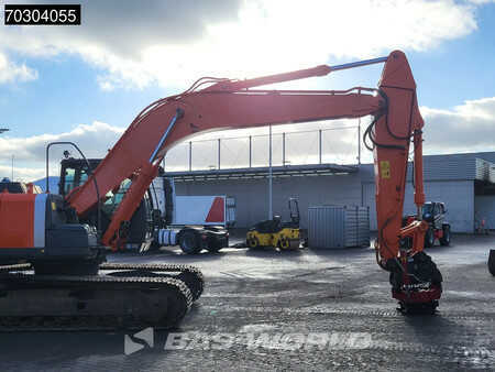 Escavatori cingolati 2007 Hitachi ZX250 LC -3 Tiltrotator (9)