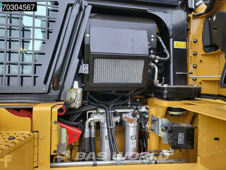 Bandlastare 2024 Caterpillar 973 SHIPHOLD - Unused (22)