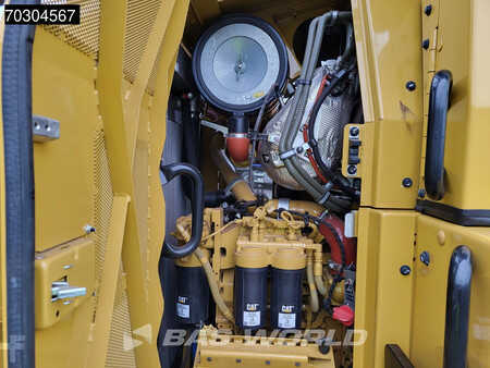 Bandlastare 2024 Caterpillar 973 SHIPHOLD - Unused (23)