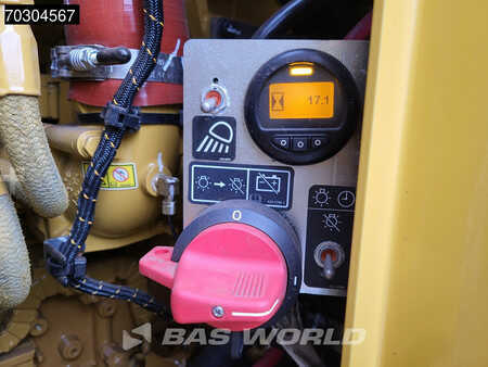Bandlastare 2024 Caterpillar 973 SHIPHOLD - Unused (26)