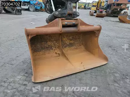 Beltegraver 2016 Caterpillar 326 F L (16)