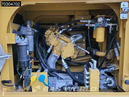 Beltegraver 2016 Caterpillar 326 F L (26)