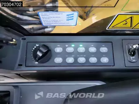 Beltegraver 2016 Caterpillar 326 F L (35)