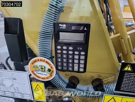 Beltegraver 2016 Caterpillar 326 F L (36)