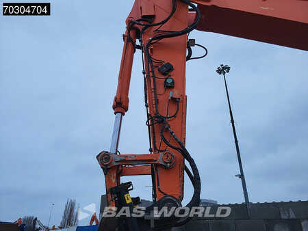 Escavatori cingolati 2018 Hitachi ZX300 LC -6 (13)