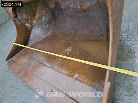 Escavatori cingolati 2018 Hitachi ZX300 LC -6 (22)