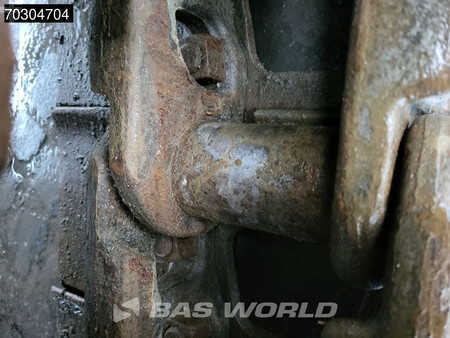 Escavatori cingolati 2018 Hitachi ZX300 LC -6 (35)