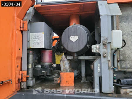 Escavatori cingolati 2018 Hitachi ZX300 LC -6 (37)