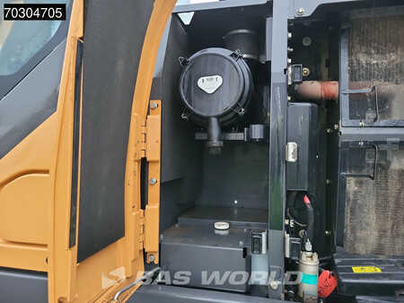 Koparki gąsienicowe 2020 Case CX250 D (19)