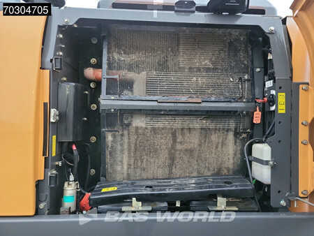 Koparki gąsienicowe 2020 Case CX250 D (20)