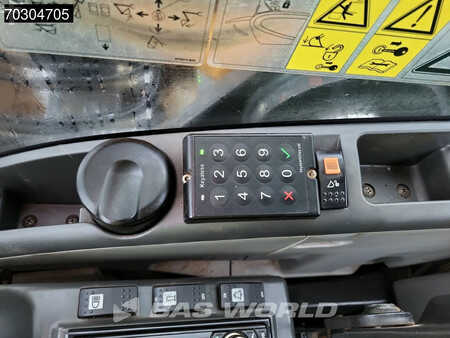 Koparki gąsienicowe 2020 Case CX250 D (34)