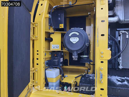 Rupsgraafmachines 2022 Komatsu PC210LC-11E0 Tiltrotator (24)