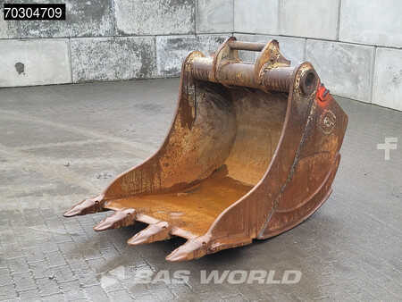 Escavatori cingolati 2015 Caterpillar 318 E L (16)