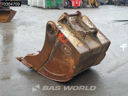 Escavatori cingolati 2015 Caterpillar 318 E L (17)