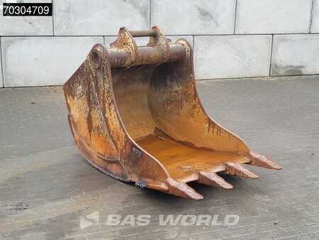 Escavatori cingolati 2015 Caterpillar 318 E L (18)