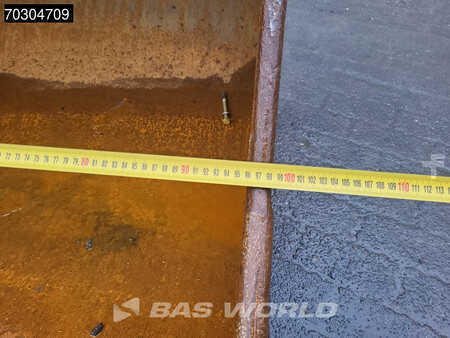 Escavatori cingolati 2015 Caterpillar 318 E L (22)