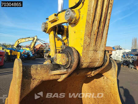 Kedjegraver 2018 Caterpillar 352 F (11)