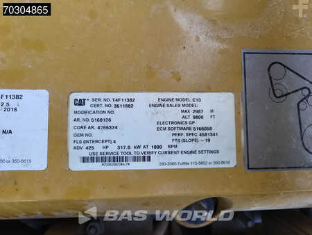 Kedjegraver 2018 Caterpillar 352 F (19)