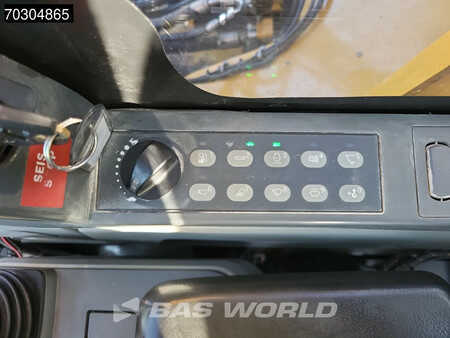 Kedjegraver 2018 Caterpillar 352 F (36)