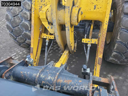 Wielladers 2020 Komatsu WA380 -8E0 QUICK COUPLER (13)