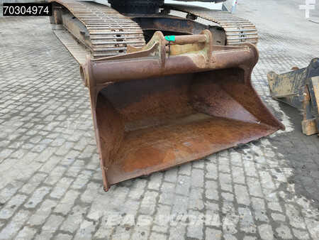 Rupsgraafmachines 2015 Hitachi ZX210 LC-5B ZX210LC-5B 2 Buckets + Forks (19)