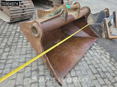 Rupsgraafmachines 2015 Hitachi ZX210 LC-5B ZX210LC-5B 2 Buckets + Forks (20)