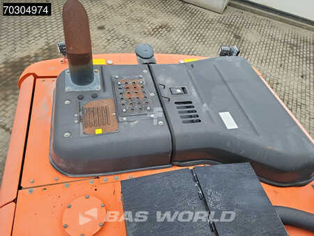 Rupsgraafmachines 2015 Hitachi ZX210 LC-5B ZX210LC-5B 2 Buckets + Forks (25)