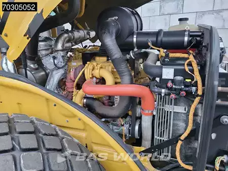 Compacteur monocylindre 2017 Caterpillar CS66 B A/C (11)