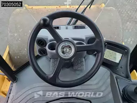 Compacteur monocylindre 2017 Caterpillar CS66 B A/C (24)