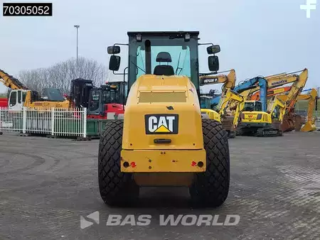 Compacteur monocylindre 2017 Caterpillar CS66 B A/C (3)