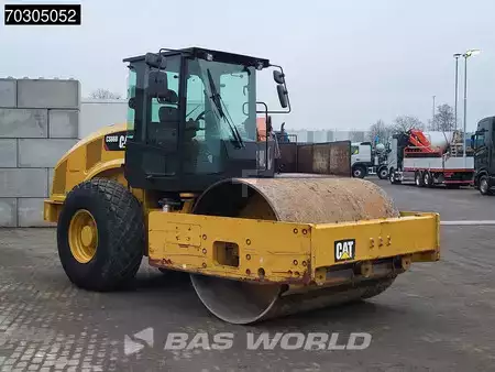 Compacteur monocylindre 2017 Caterpillar CS66 B A/C (6)