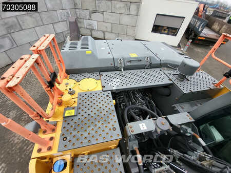 Pelles sur chenilles 2017 Volvo EC300 E L (17)