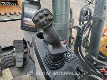 Pelles sur chenilles 2017 Volvo EC300 E L (34)