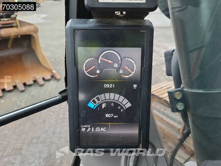 Pelles sur chenilles 2017 Volvo EC300 E L (36)