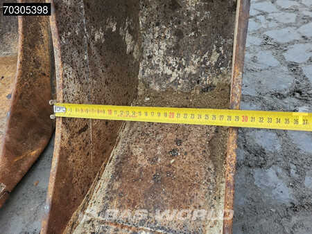 Mini-koparki 2021 Volvo ECR50 F (22)