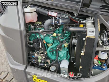 Mini-koparki 2021 Volvo ECR50 F (27)