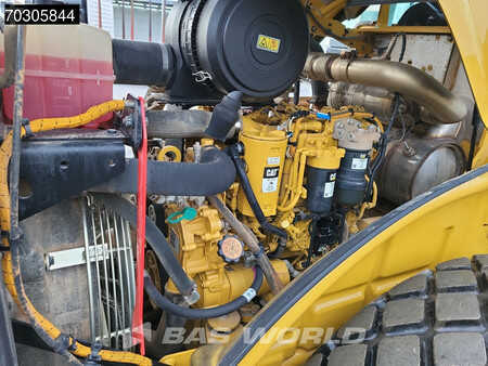 Enkelt tromlekomprimator 2018 Caterpillar CS66 B A/C (13)