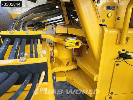 Enkelt tromlekomprimator 2018 Caterpillar CS66 B A/C (20)