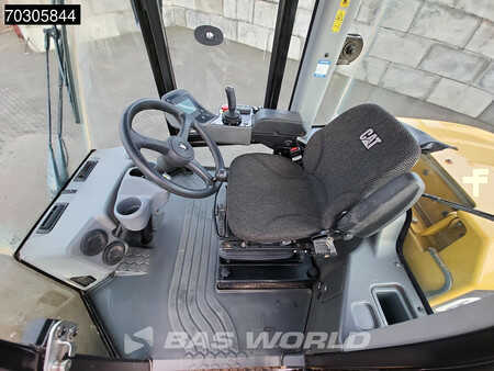 Enkelt tromlekomprimator 2018 Caterpillar CS66 B A/C (23)