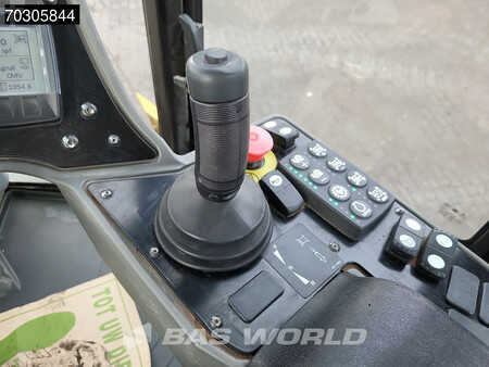 Enkelt tromlekomprimator 2018 Caterpillar CS66 B A/C (25)