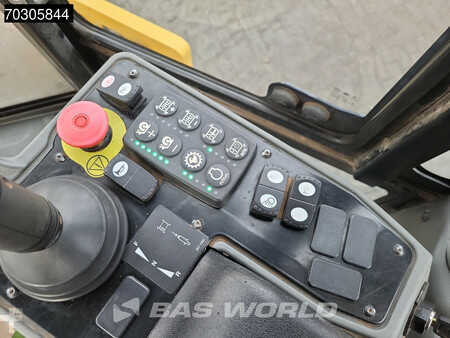 Enkelt tromlekomprimator 2018 Caterpillar CS66 B A/C (26)