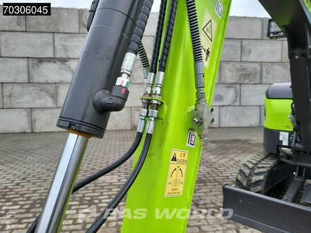 Minibagry 2024 Caterpillar 302.7 FACTORY WARRANTY - CW/3 BUCKETS - CE (13)