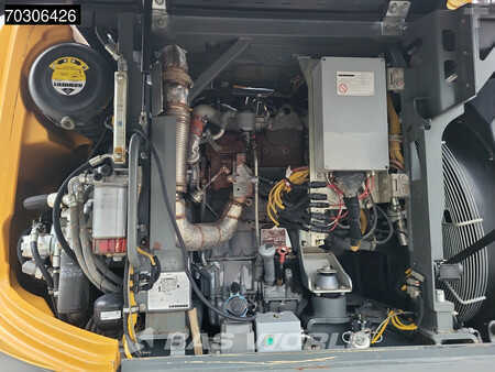 Escavatori cingolati 2016 Liebherr R926 Compact Tiltrotator (12)