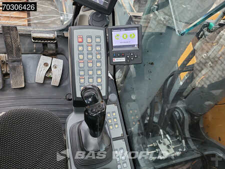 Escavatori cingolati 2016 Liebherr R926 Compact Tiltrotator (29)